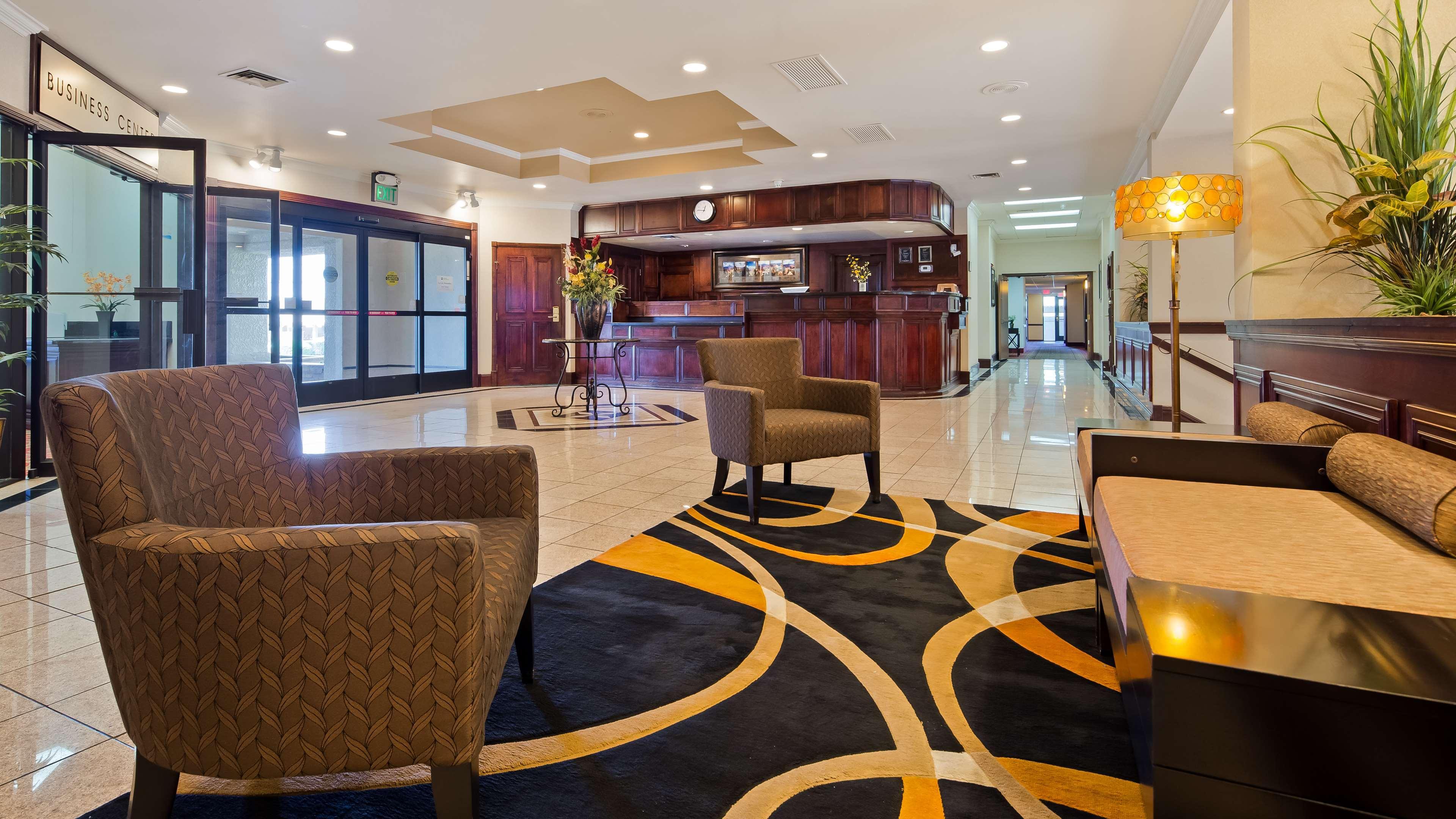 Wyndham Tucson Airport Hotel & Conference Center Exterior foto