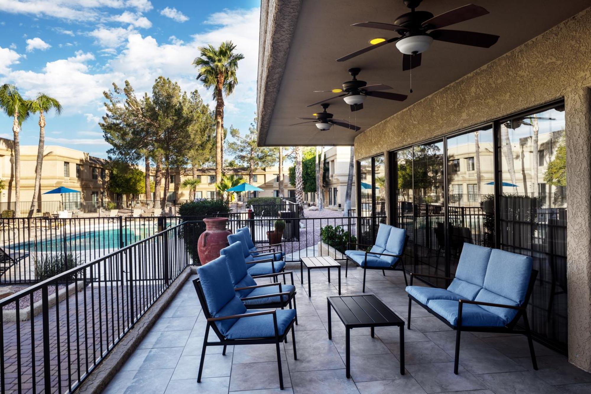 Wyndham Tucson Airport Hotel & Conference Center Exterior foto