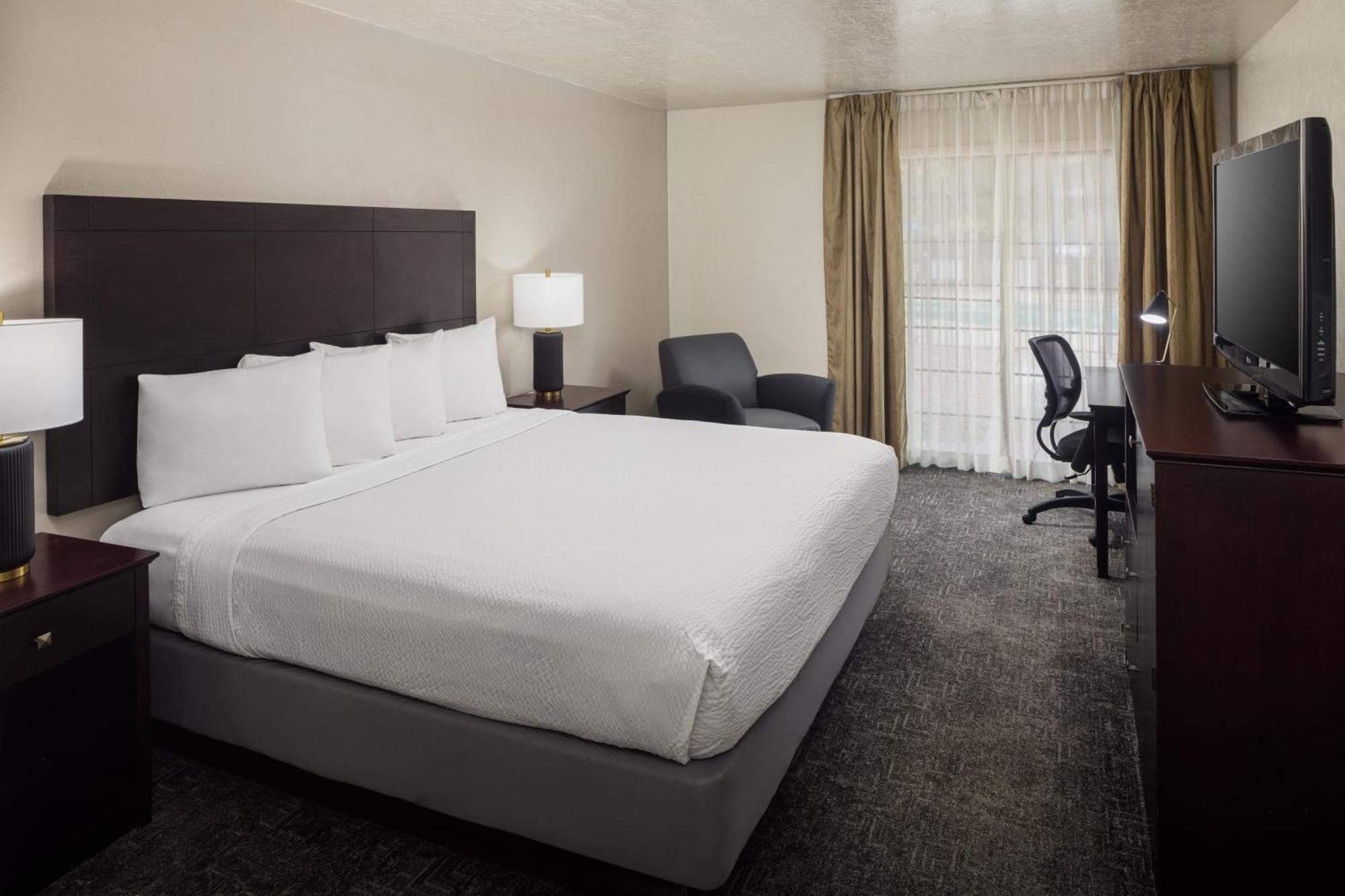 Wyndham Tucson Airport Hotel & Conference Center Exterior foto